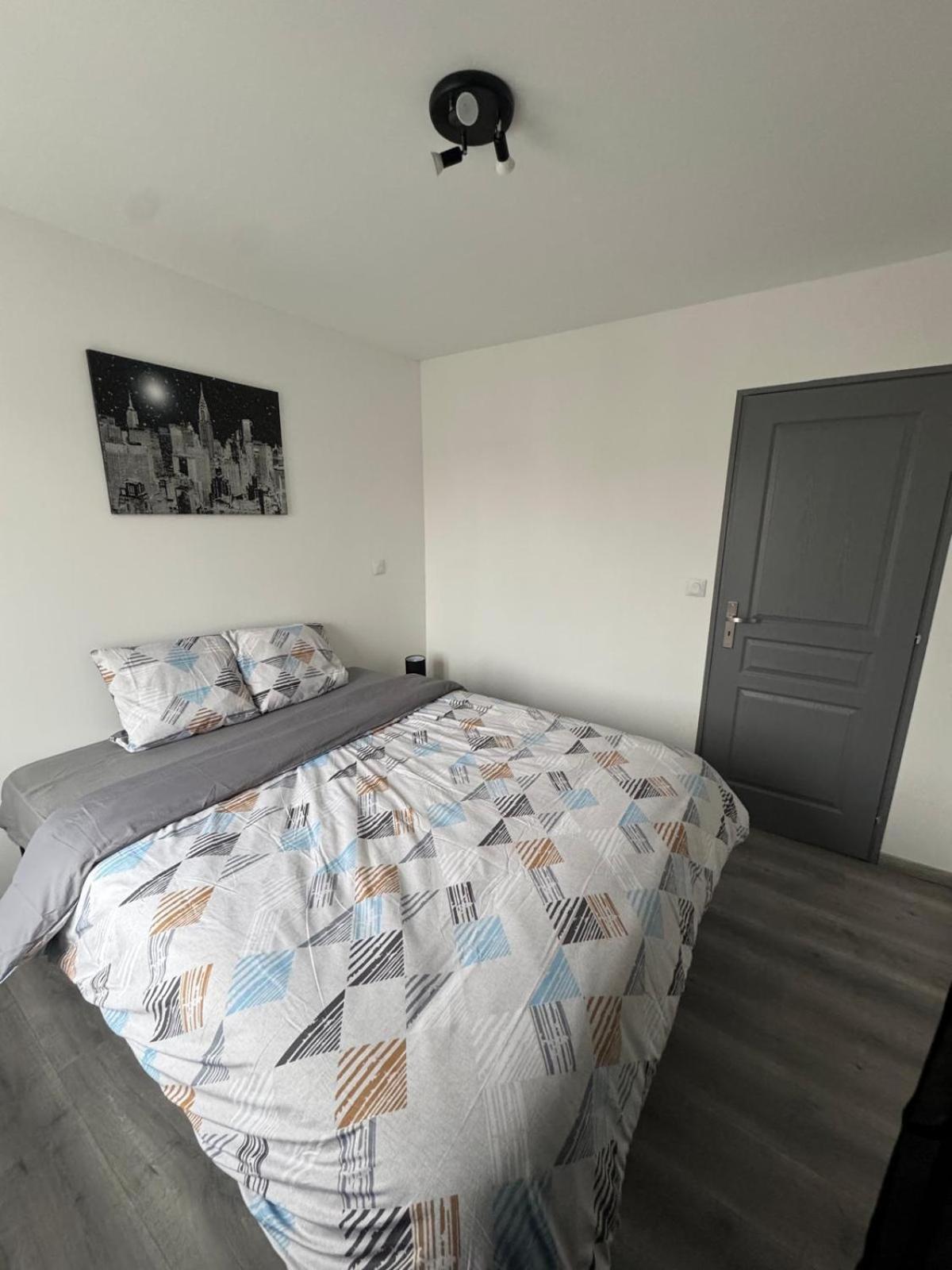 Agreable T2- Centre Saint-Quentin (Aisne)